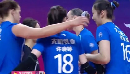 华体会官方网站入口-上海女排为何总打不了硬仗？大小姐作风不改，冠军永远遥不可及！|决赛|体能|天津女排|队员|球队_新浪体育_新浪新闻